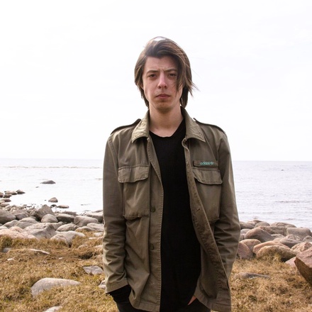 9ed9a5b6556e52a08a94a403e4aebc14ca1dfb82